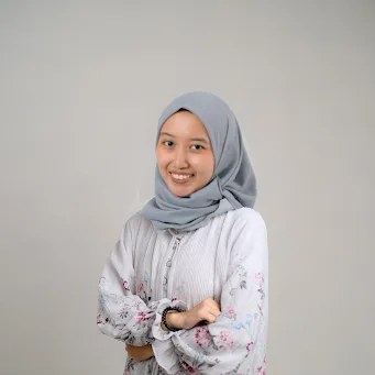 tentang kami aboveeidea-Saila N